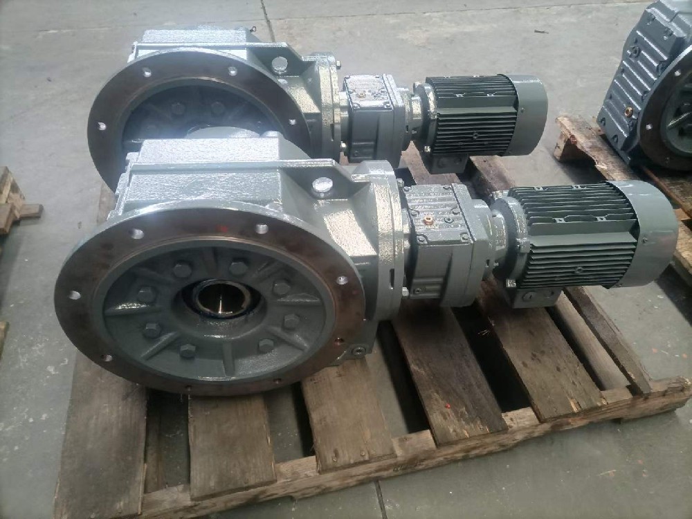 NKAF87法兰型减速机安装尺寸