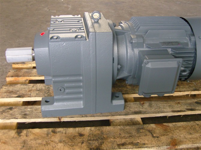 翻转机专用齿轮减速机