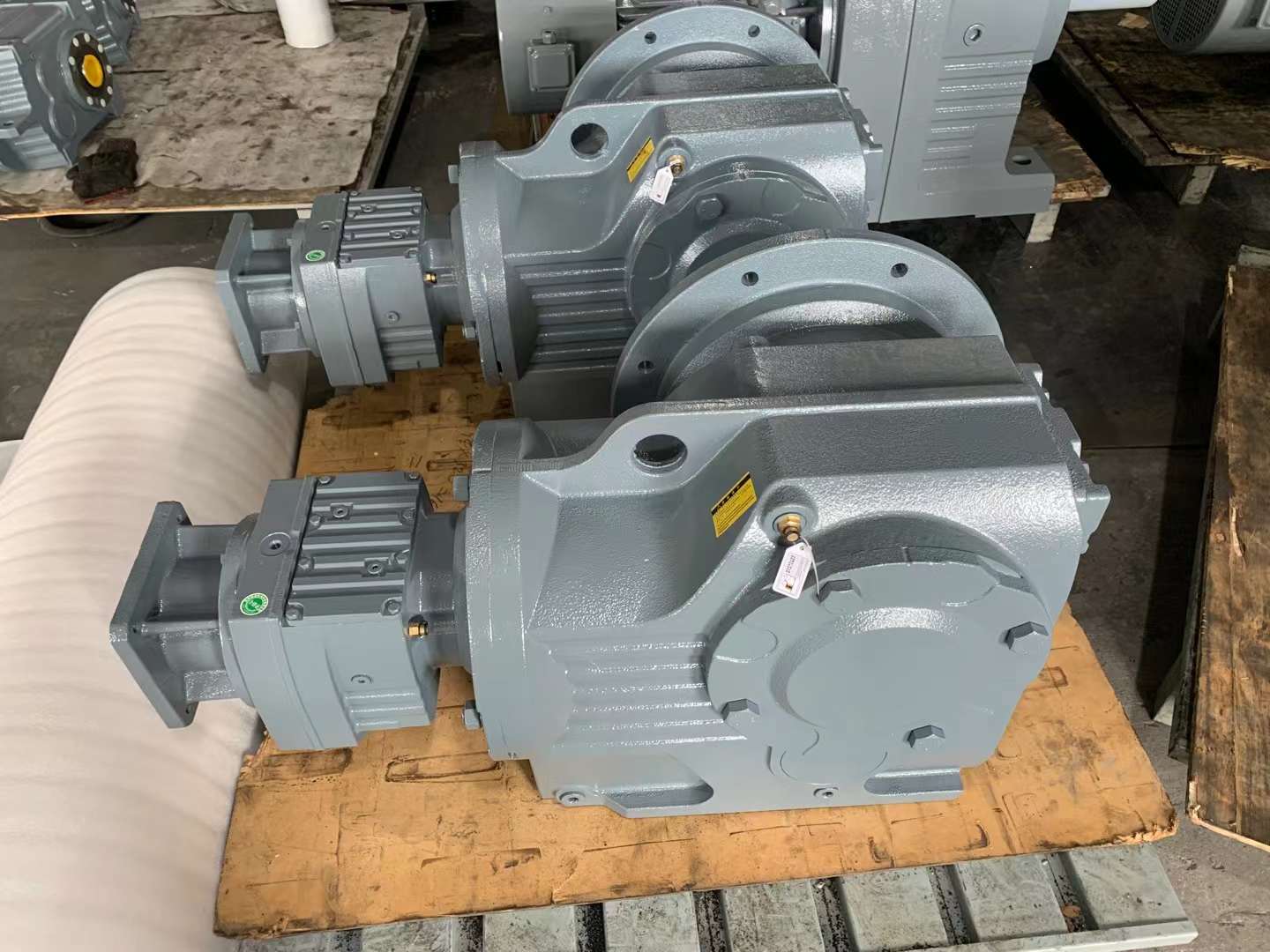 侧搅拌HKAF87螺旋减速机